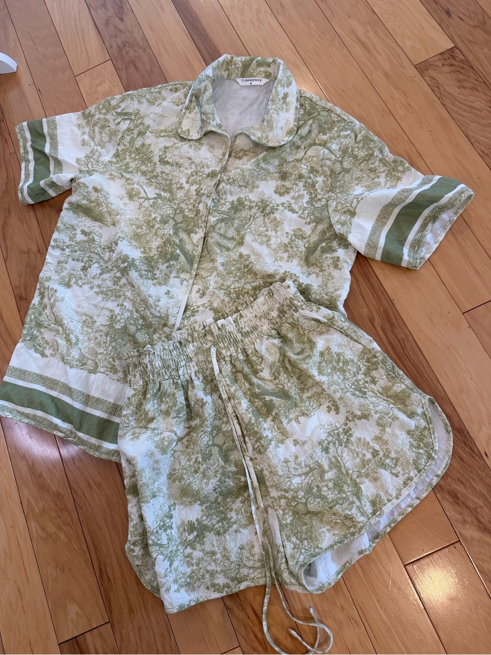 Commense Green White Toile Print Button Down & Shorts Set M